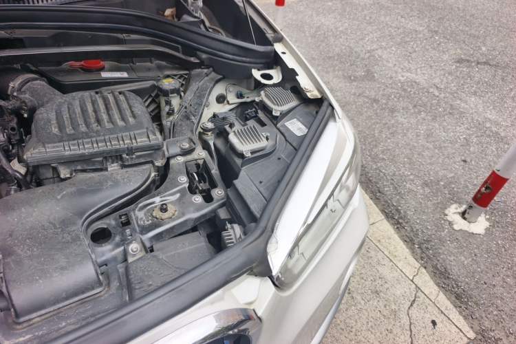 Used BMW X1 New Energy 2017 xDrive25Le Engine Bay Left