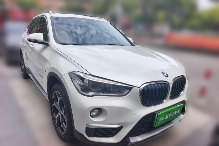 Used BMW X1 New Energy 2017 xDrive25Le Front Right 45 Deg