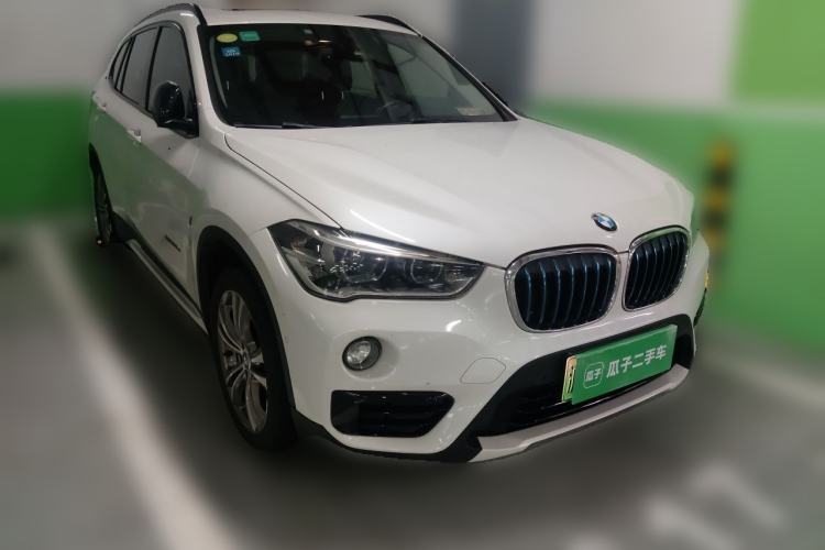 Used BMW X1 New Energy 2017 xDrive25Le Front Right 45 Deg