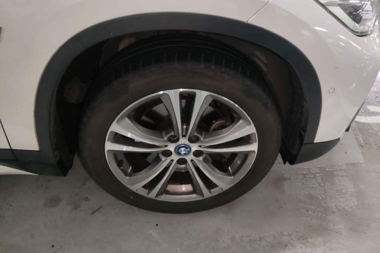 Used BMW X1 New Energy 2017 xDrive25Le Right Front Wheel Hub