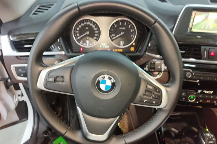 Used BMW X1 New Energy 2017 xDrive25Le Steering Wheel