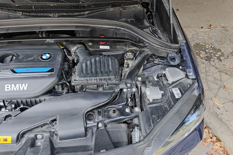 Used BMW X1 New Energy 2018 xDrive25Le Luxury Model Engine Bay Left