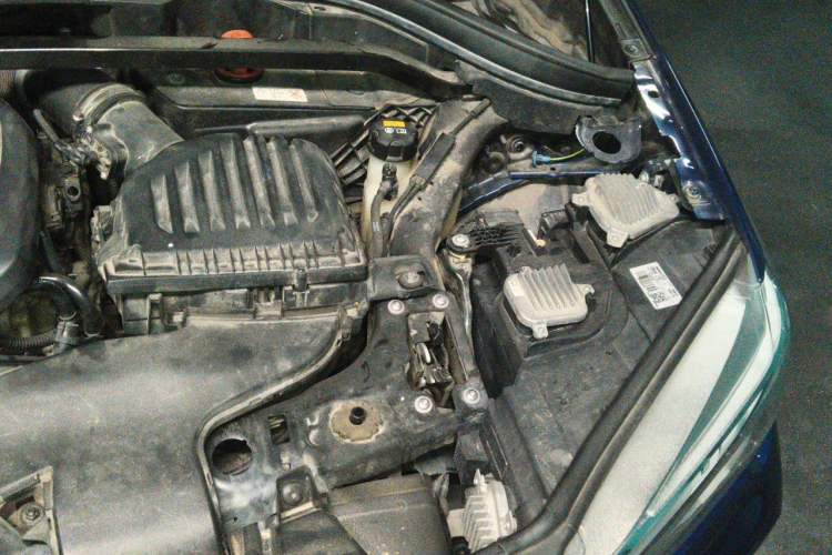 Used BMW X1 New Energy 2018 xDrive25Le Luxury Model Engine Bay Left
