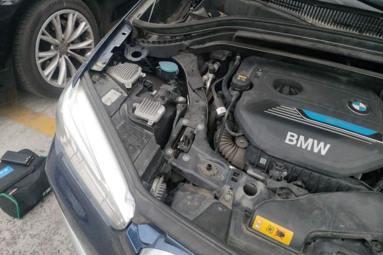 Used BMW X1 New Energy 2018 xDrive25Le Luxury Model Engine Bay Right