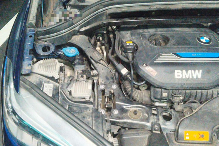 Used BMW X1 New Energy 2018 xDrive25Le Luxury Model Engine Bay Right