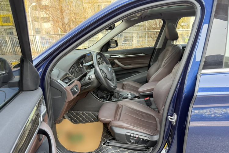 Used BMW X1 New Energy 2018 xDrive25Le Luxury Model Interior 5