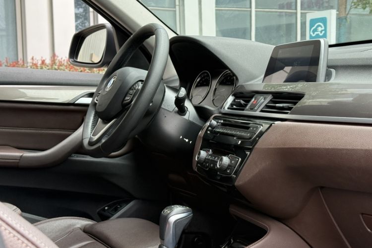 Used BMW X1 New Energy 2018 xDrive25Le Luxury Model Interior 6