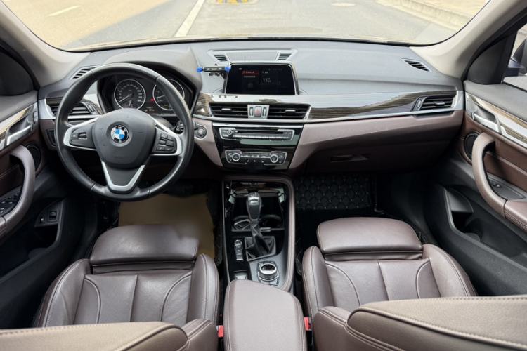 Used BMW X1 New Energy 2018 xDrive25Le Luxury Model Interior 9