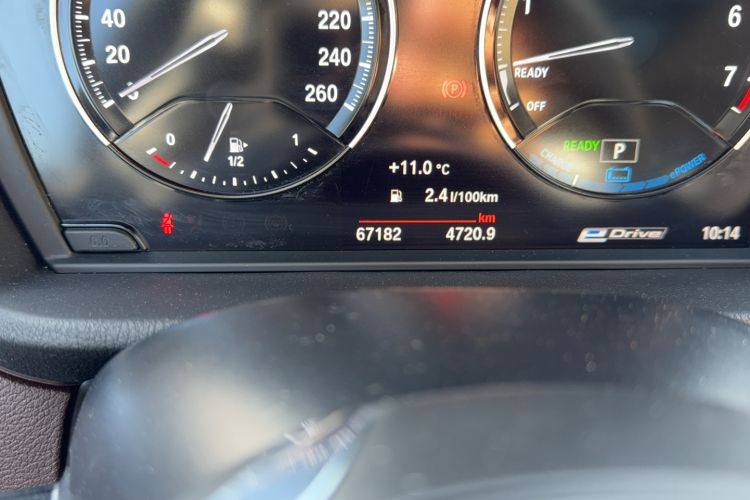 Used BMW X1 New Energy 2018 xDrive25Le Luxury Model Odometer Close Up