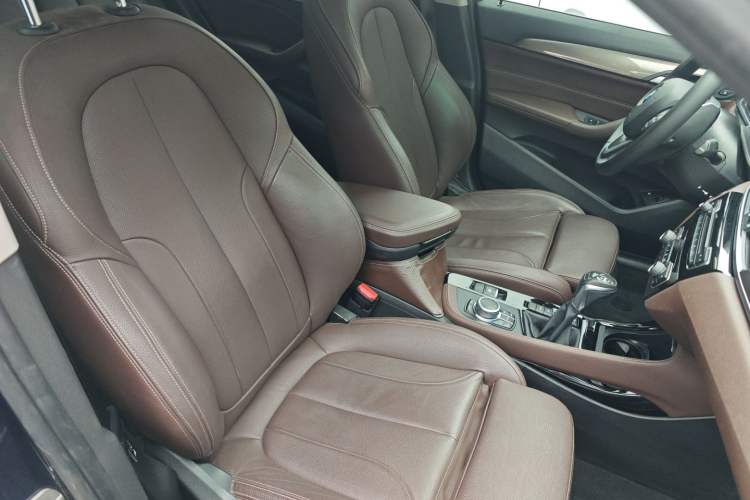 Used BMW X1 New Energy 2018 xDrive25Le Luxury Model Right Front Seat