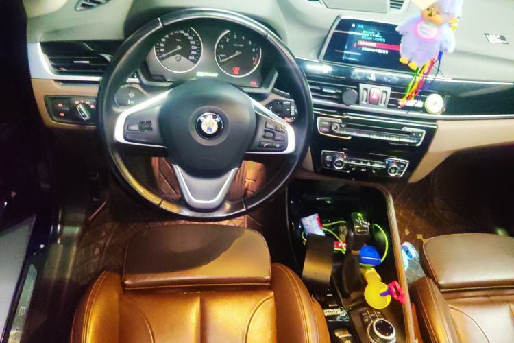 Used BMW X1 New Energy 2018 xDrive25Le Luxury Model Steering Wheel