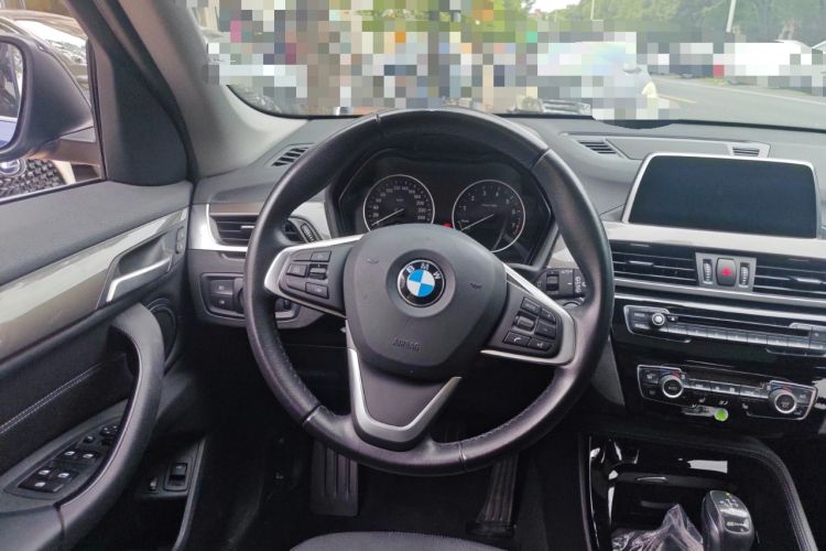 Used BMW X1 New Energy 2018 xDrive25Le Luxury Model Steering Wheel