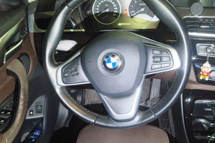 Used BMW X1 New Energy 2018 xDrive25Le Luxury Model Steering Wheel