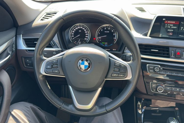 Used BMW X1 New Energy 2018 xDrive25Le Luxury Model Steering Wheel