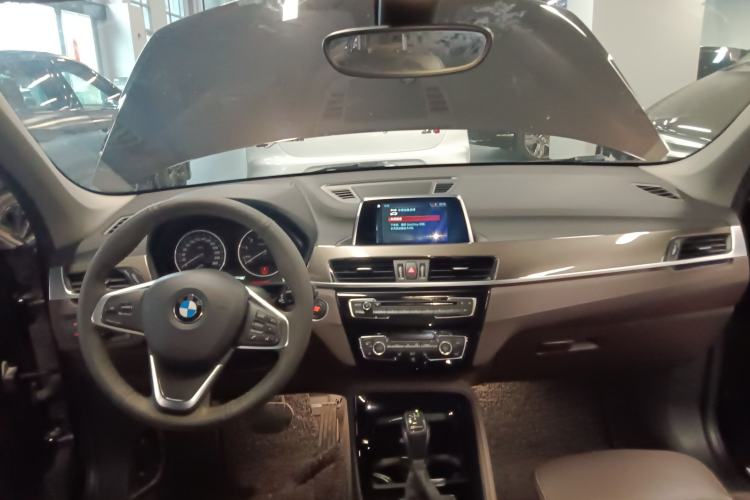 Used BMW X1 New Energy 2018 xDrive25Le Luxury Model Center Console