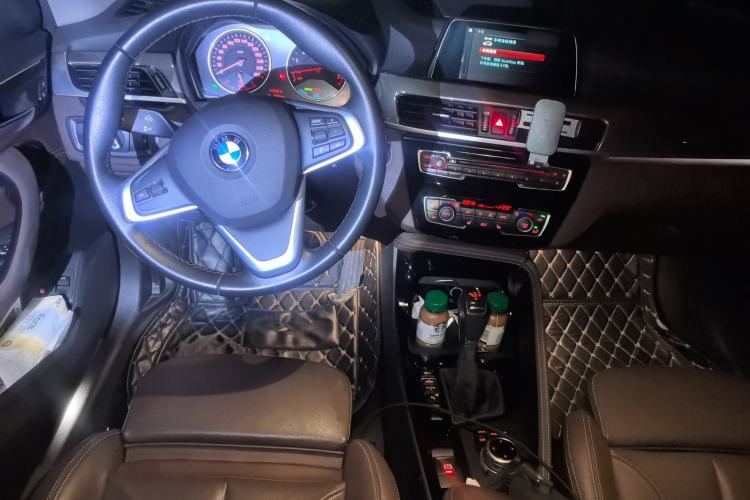 Used BMW X1 New Energy 2018 xDrive25Le Luxury Model Center Console