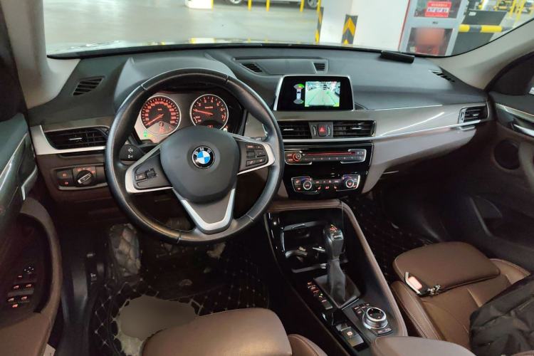 Used BMW X1 New Energy 2018 xDrive25Le Luxury Model Center Console