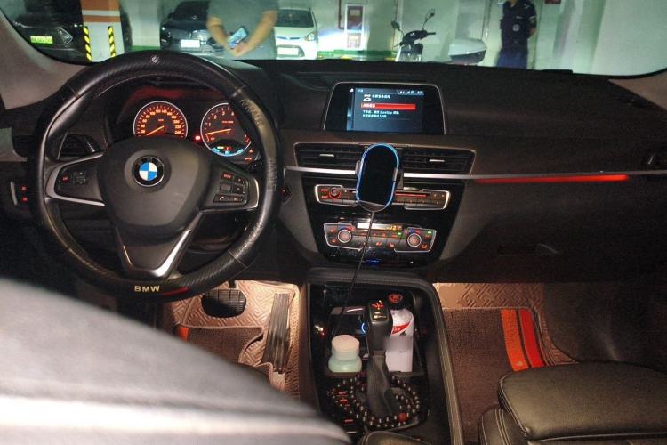 Used BMW X1 New Energy 2018 xDrive25Le Luxury Model Center Console
