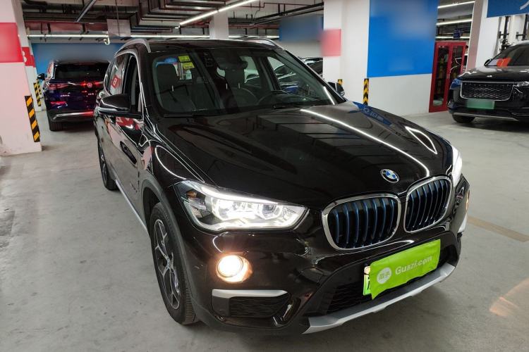 Used BMW X1 New Energy 2018 xDrive25Le Luxury Model Front Right 45 Deg