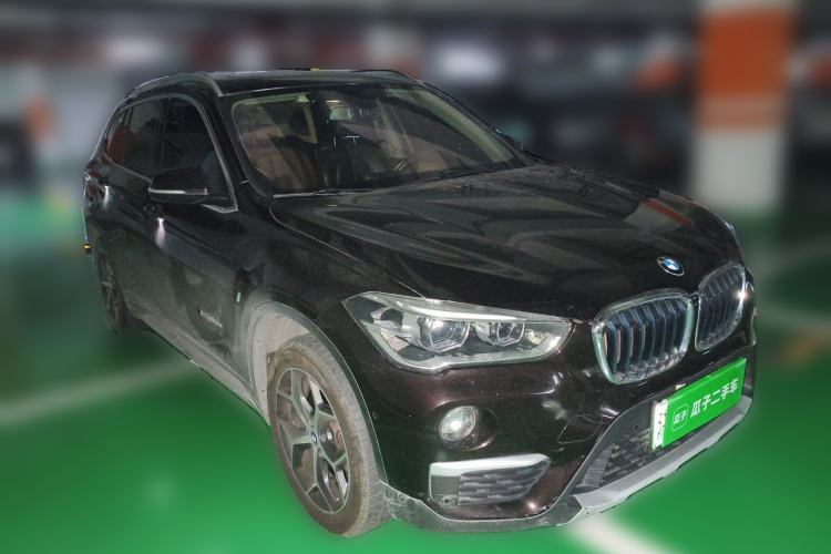 Used BMW X1 New Energy 2018 xDrive25Le Luxury Model Front Right 45 Deg