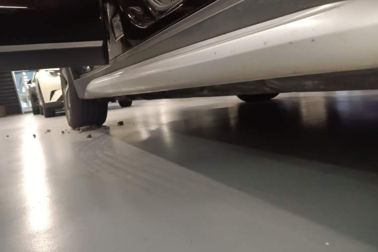 Used BMW X1 New Energy 2018 xDrive25Le Luxury Model Right Side Sill