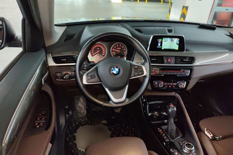 Used BMW X1 New Energy 2018 xDrive25Le Luxury Model Steering Wheel