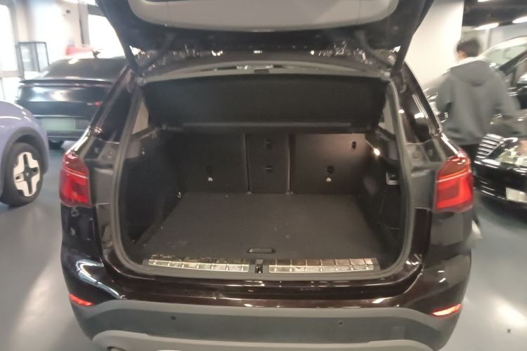 Used BMW X1 New Energy 2018 xDrive25Le Luxury Model Trunk