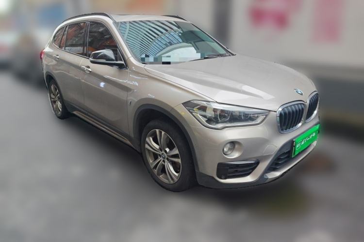 Used BMW X1 New Energy 2018 xDrive25Le Luxury Model Front Right 45 Deg