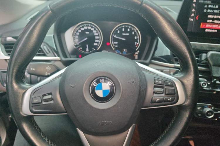Used BMW X1 New Energy 2018 xDrive25Le Luxury Model Steering Wheel