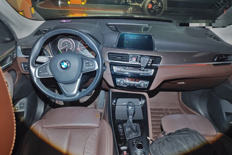 Used BMW X1 New Energy 2018 xDrive25Le Luxury Model Center Console