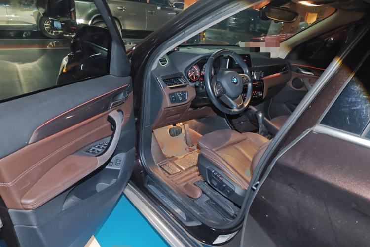 Used BMW X1 New Energy 2018 xDrive25Le Luxury Model Driver Seat