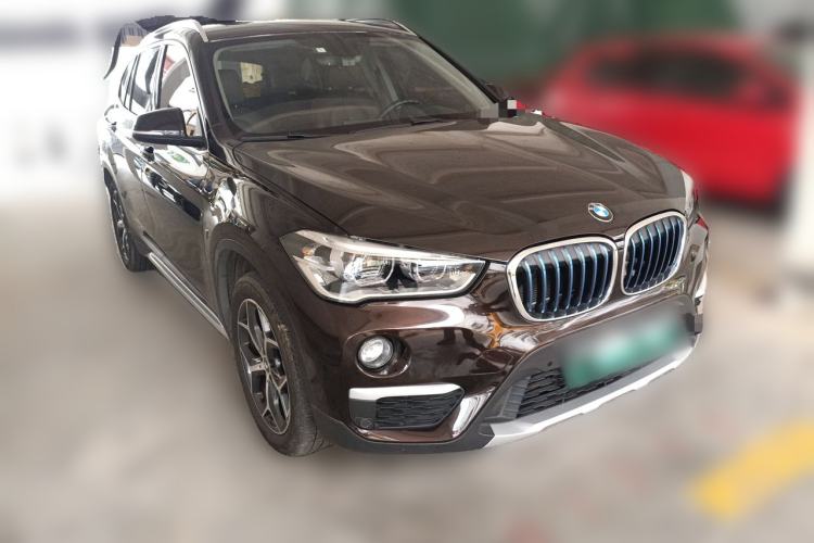 Used BMW X1 New Energy 2018 xDrive25Le Luxury Model Front Right 45 Deg