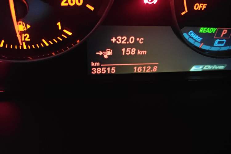 Used BMW X1 New Energy 2018 xDrive25Le Luxury Model Odometer Close Up