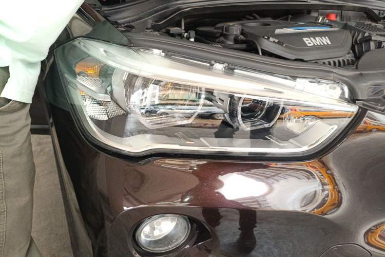 Used BMW X1 New Energy 2018 xDrive25Le Luxury Model Right Front Headlight