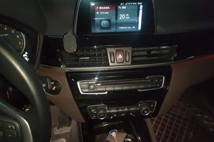 Used BMW X1 New Energy 2018 xDrive25Le Luxury Model Audio And AC Panel