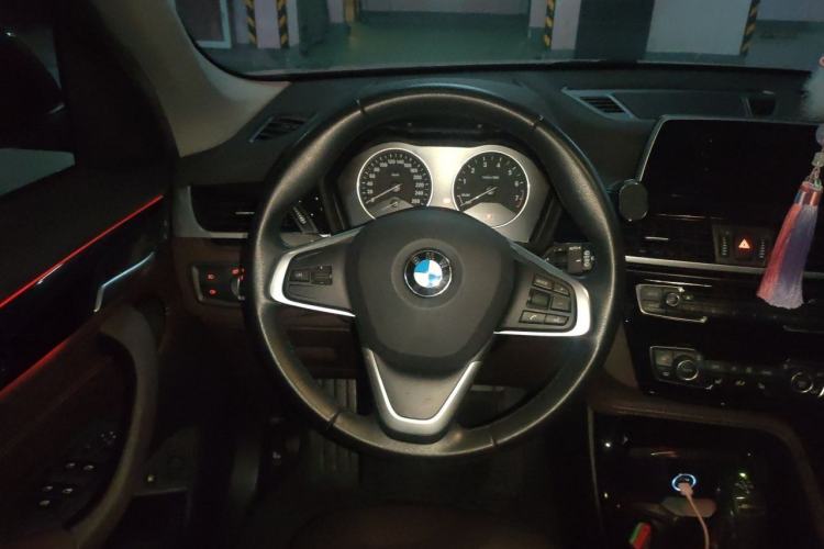 Used BMW X1 New Energy 2018 xDrive25Le Luxury Model Steering Wheel