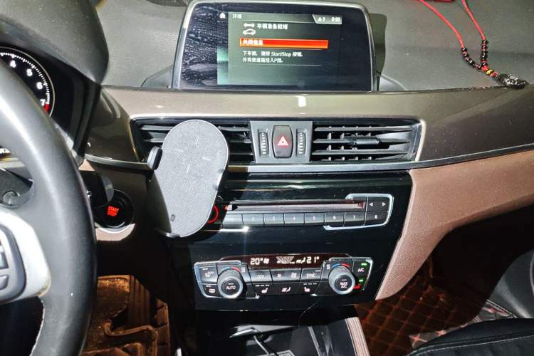 Used BMW X1 New Energy 2018 xDrive25Le Luxury Model Audio And AC Panel