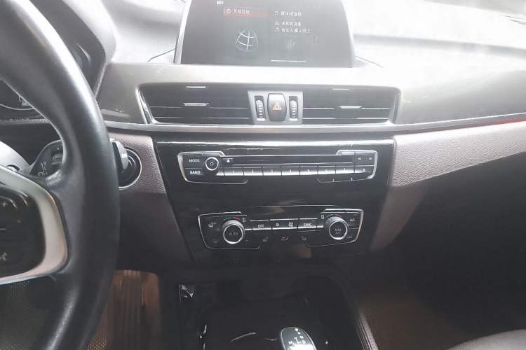 Used BMW X1 New Energy 2018 xDrive25Le Luxury Model Audio And AC Panel