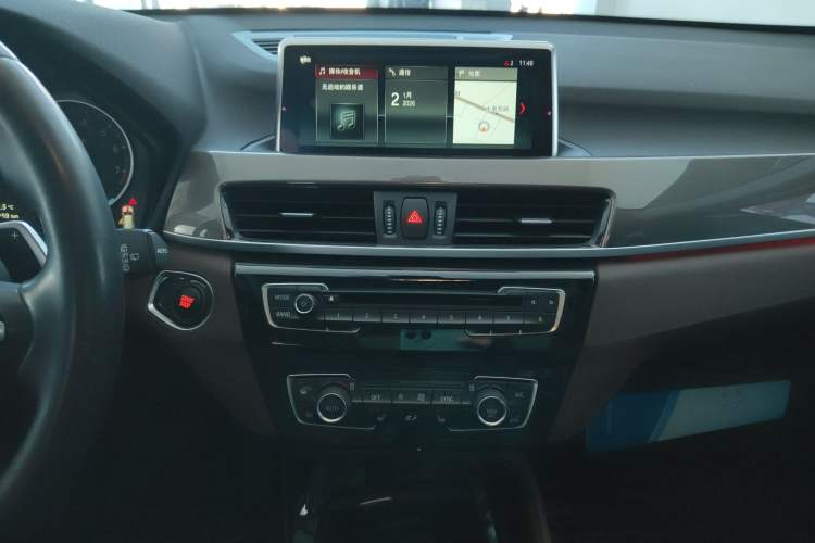 Used BMW X1 New Energy 2018 xDrive25Le Luxury Model Audio And AC Panel