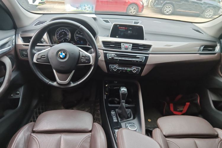 Used BMW X1 New Energy 2018 xDrive25Le Luxury Model Center Console