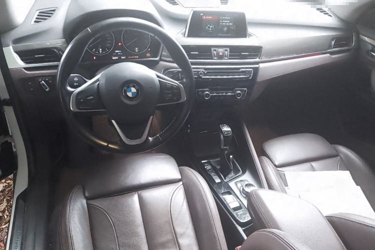 Used BMW X1 New Energy 2018 xDrive25Le Luxury Model Center Console
