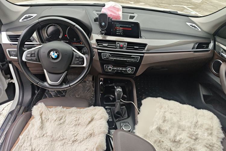 Used BMW X1 New Energy 2018 xDrive25Le Luxury Model Center Console