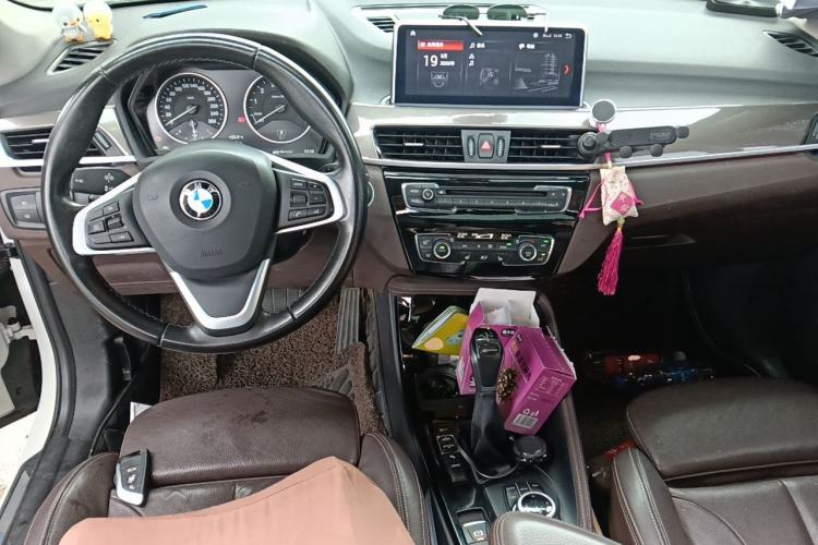 Used BMW X1 New Energy 2018 xDrive25Le Luxury Model Center Console