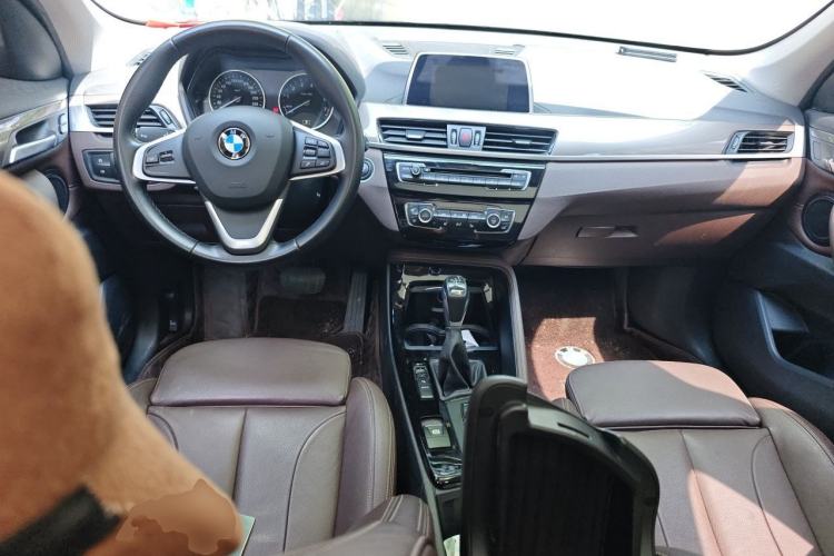 Used BMW X1 New Energy 2018 xDrive25Le Luxury Model Center Console