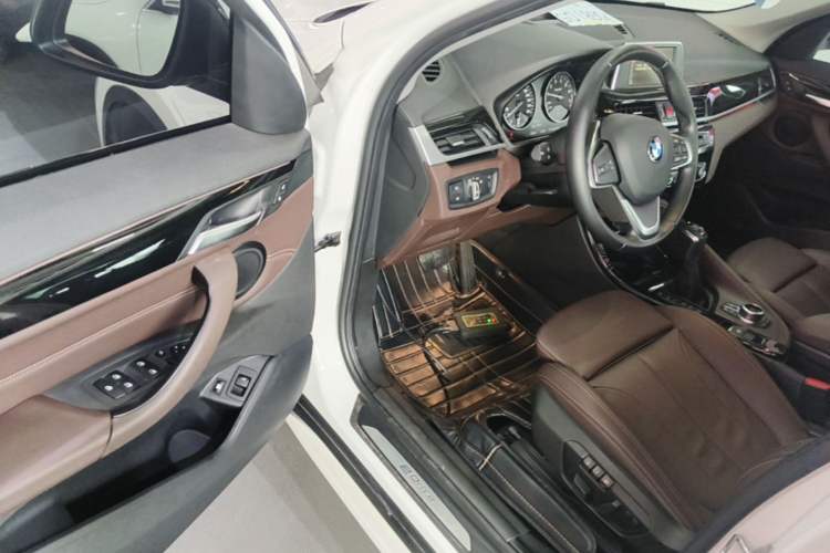 Used BMW X1 New Energy 2018 xDrive25Le Luxury Model Driver Seat