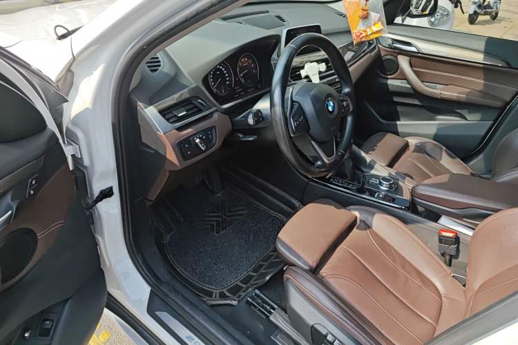 Used BMW X1 New Energy 2018 xDrive25Le Luxury Model Driver Seat