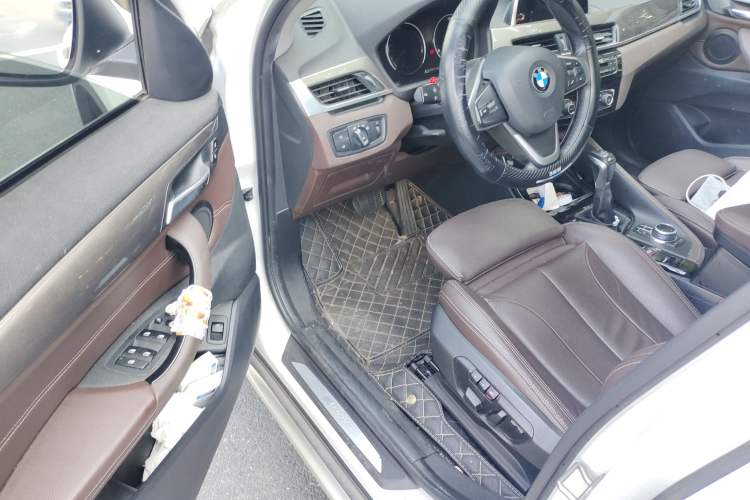 Used BMW X1 New Energy 2018 xDrive25Le Luxury Model Driver Seat
