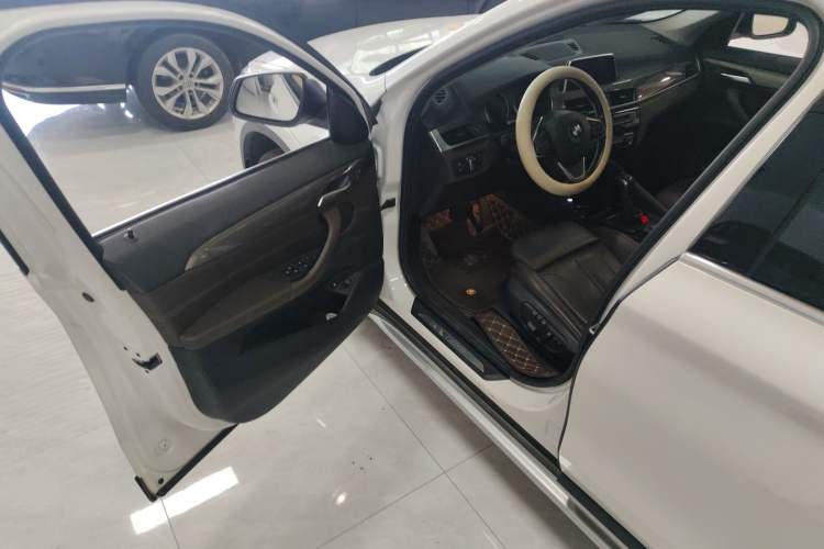 Used BMW X1 New Energy 2018 xDrive25Le Luxury Model Driver Seat
