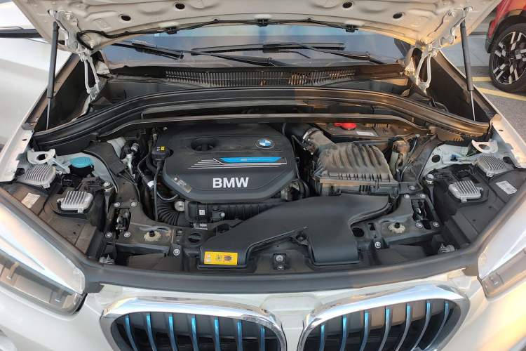 Used BMW X1 New Energy 2018 xDrive25Le Luxury Model Engine Bay