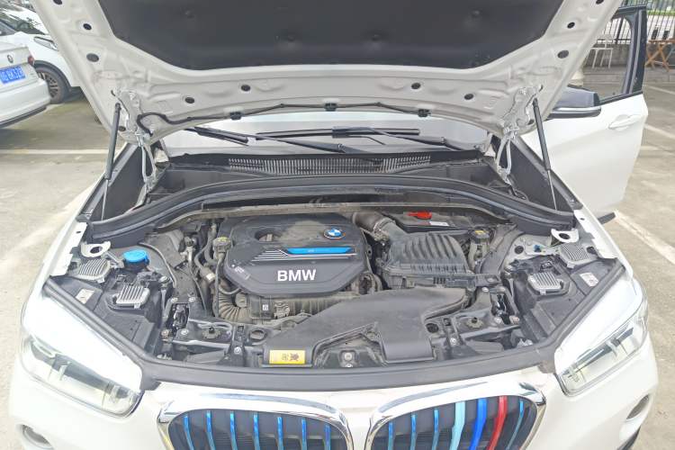 Used BMW X1 New Energy 2018 xDrive25Le Luxury Model Engine Bay